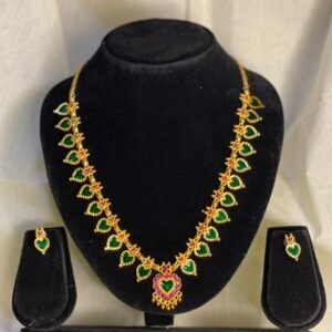 Palakka Necklace with Stud (Green)